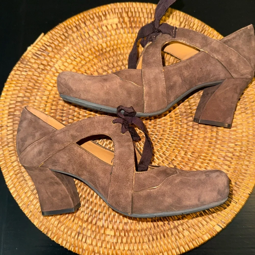 Earthies‎ Elegant Brown Suede Women's Shoes